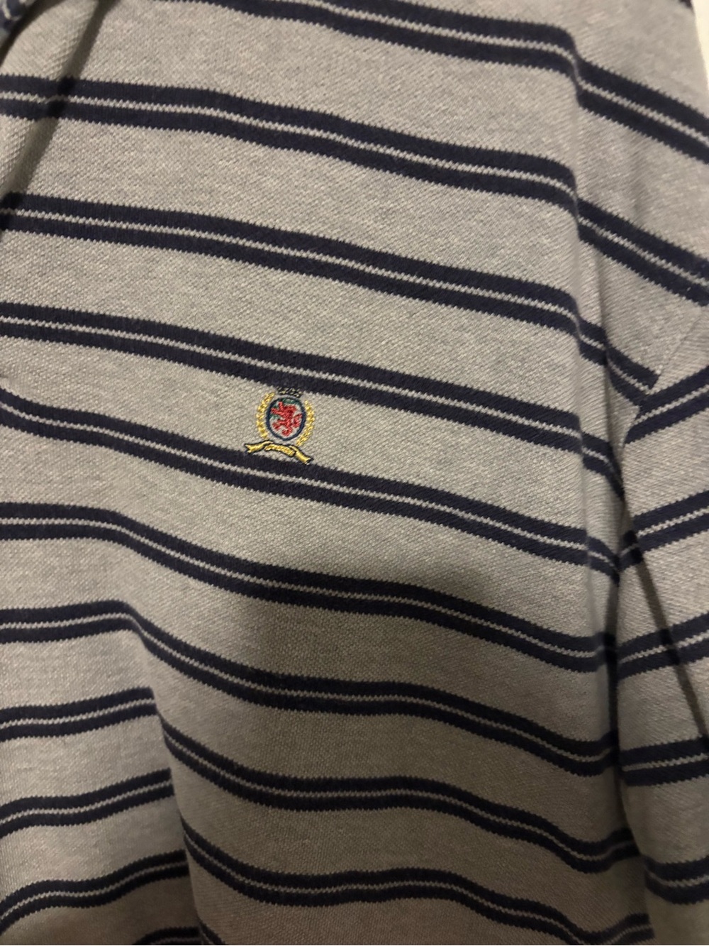 Vintage Y2K Tommy Hilfiger Beige Polo with Black Stripes - Picture 2 of 3